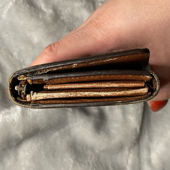 Louis Vuitton Monogram Tresor Wallet - Picture 13 of 14